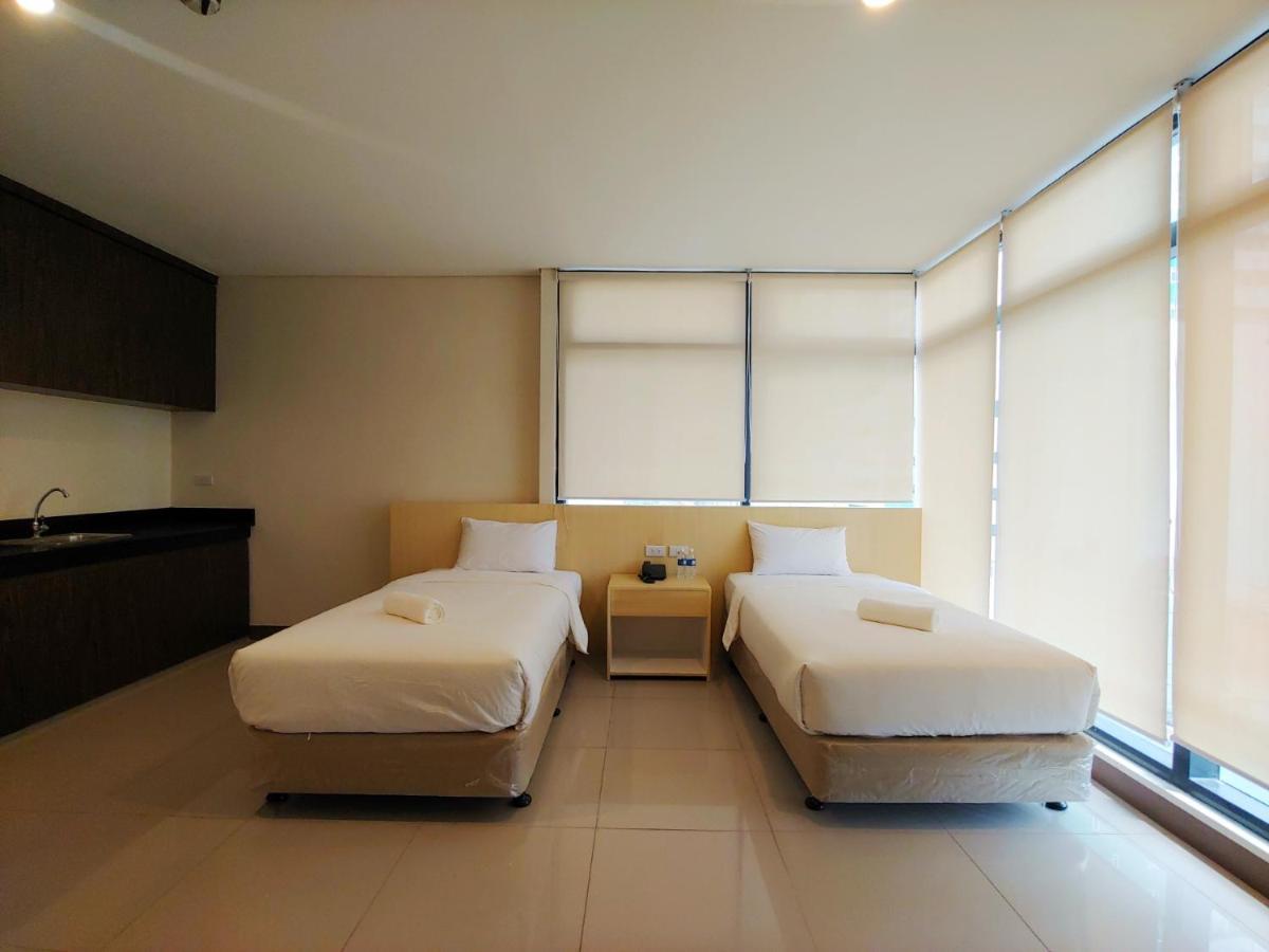 Kaizen Suites Manilla Buitenkant foto