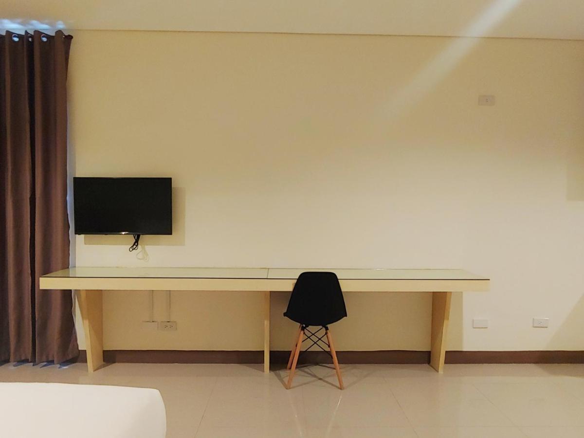 Kaizen Suites Manilla Buitenkant foto