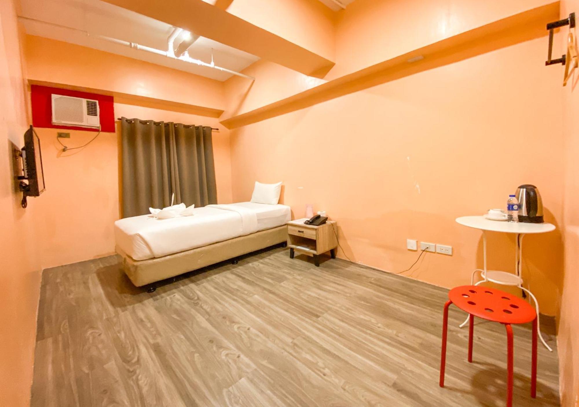 Kaizen Suites Manilla Buitenkant foto