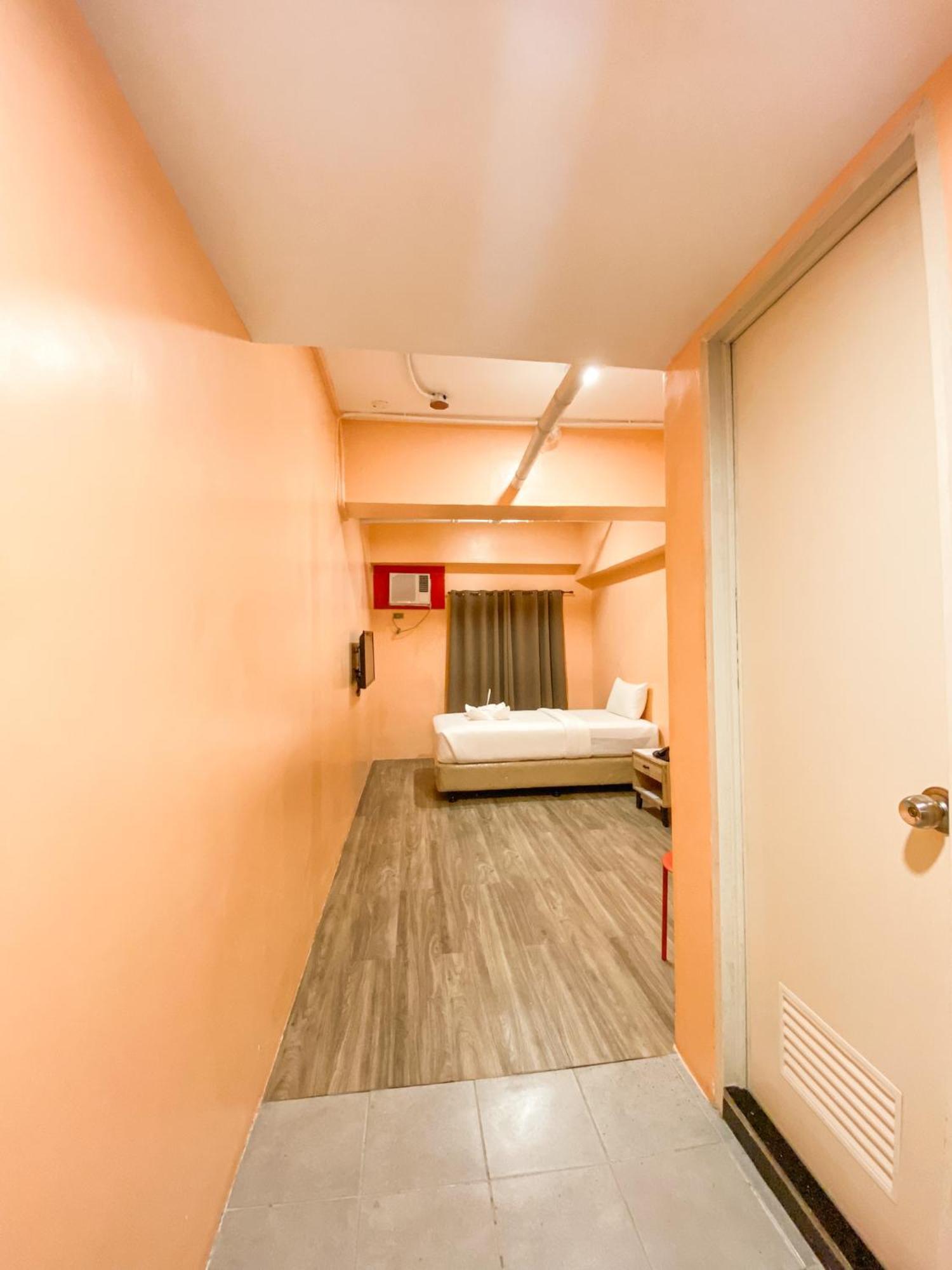 Kaizen Suites Manilla Buitenkant foto