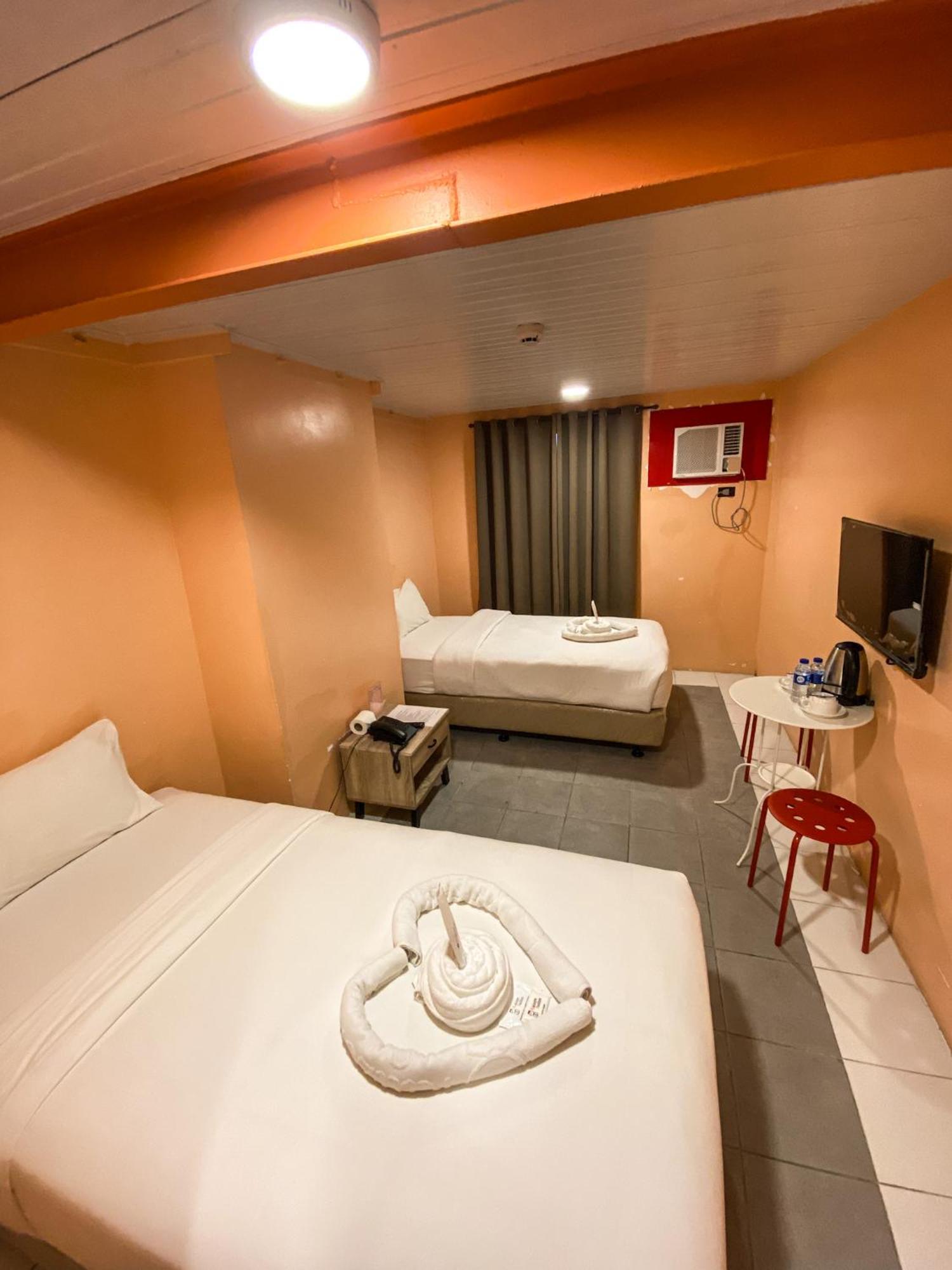 Kaizen Suites Manilla Buitenkant foto