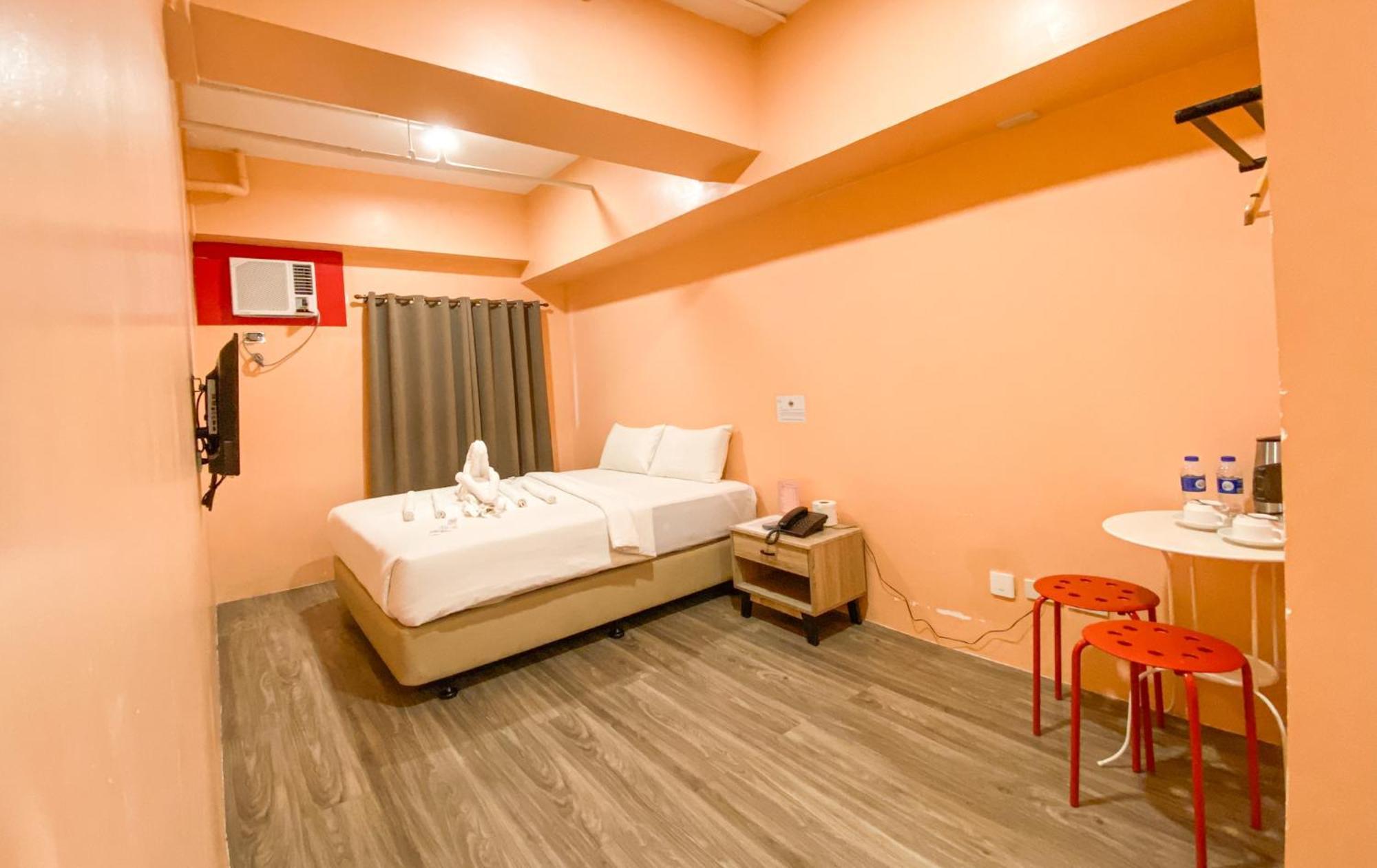 Kaizen Suites Manilla Buitenkant foto